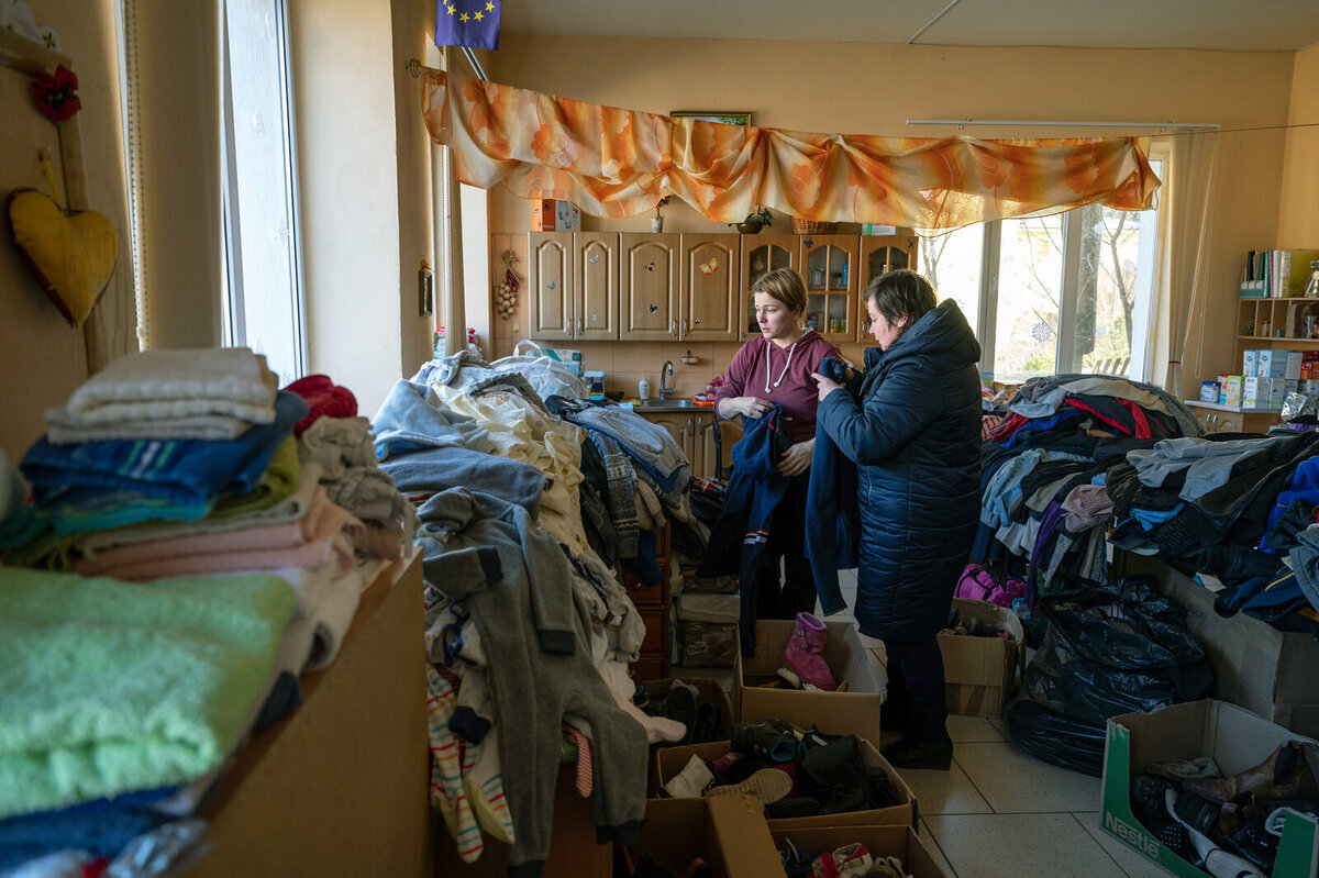 Yкраїнці-переселенці намагаються стати на ноги. Також завдяки допомозі Карітаc. Yкраїнці-переселенці намагаються стати на ноги. Також завдяки допомозі Карітаc.