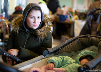 Історія з війни: попрощалася з чоловіком на кордоні, він мав залишитися в Україні