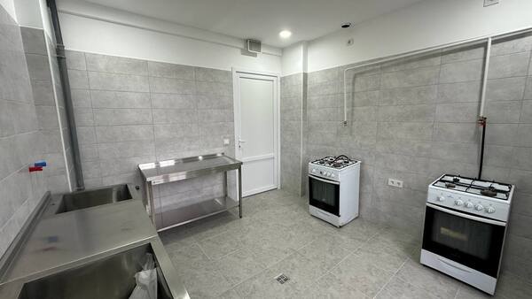 Відремонтована кухня в гуртожитку Ужгородського університету Відремонтована кухня в гуртожитку Ужгородського університету