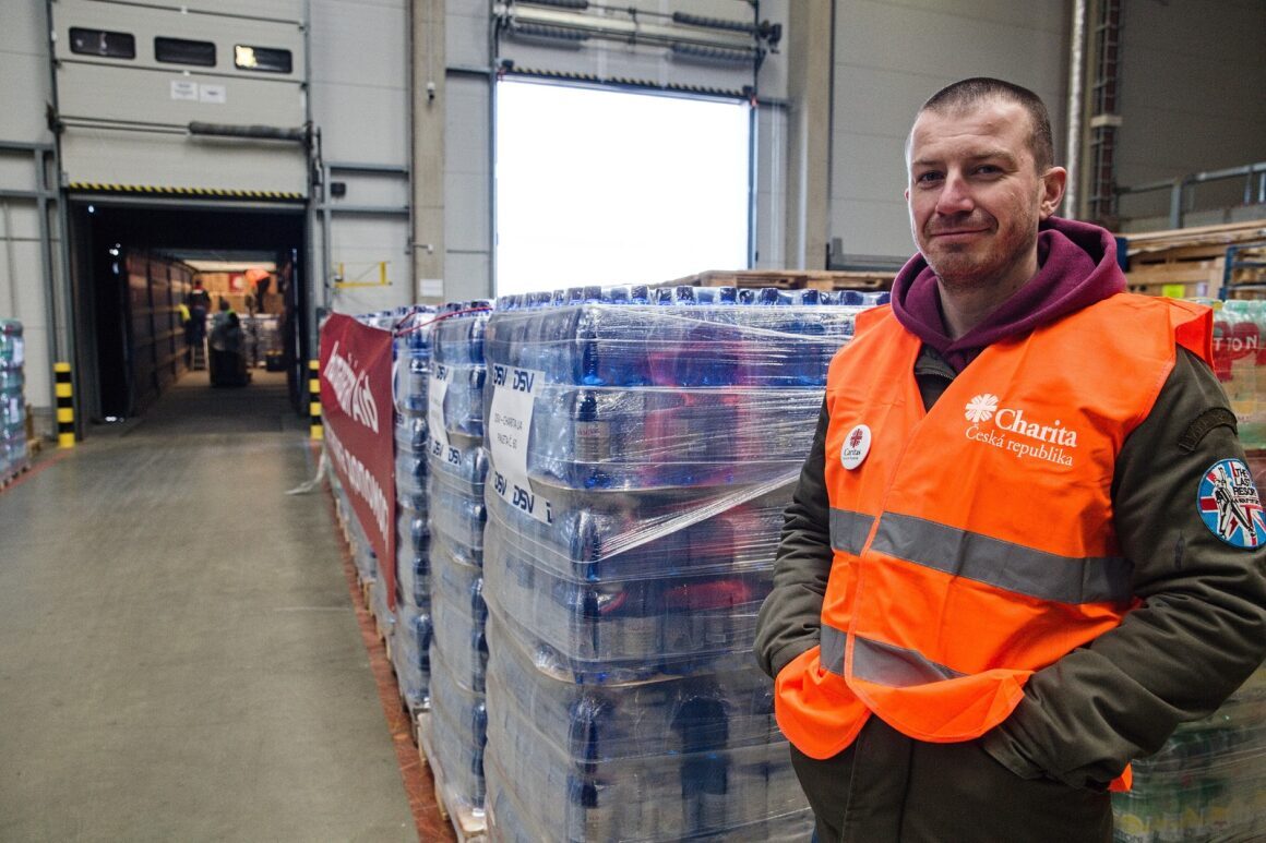 Humanitarian aid shipments for Ukraine Humanitarian aid shipments for Ukraine