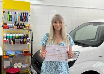 SPA для автомобілів. Як навчання від Caritas Czech Republic допомагає Олені розвивати сімейний бізнес