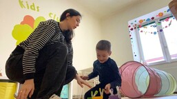 Diana from Kharkiv helps to restore children's mental health and takes part in renovation works in the western Ukraine 