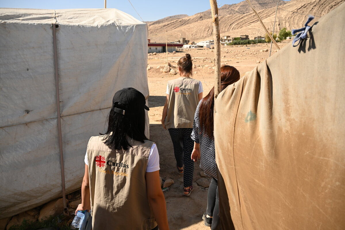 До 70% жінок під час гуманітарних криз зазнають ґендерно зумовленого насильства До 70% жінок під час гуманітарних криз зазнають ґендерно зумовленого насильства