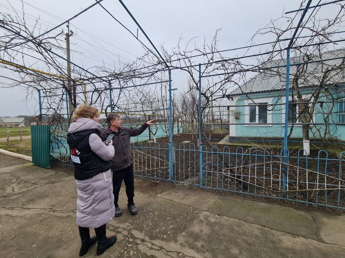 Mr Valeriy recalls that one of the shells exploded near his house and smashed the windows Mr Valeriy recalls that one of the shells exploded near his house and smashed the windows