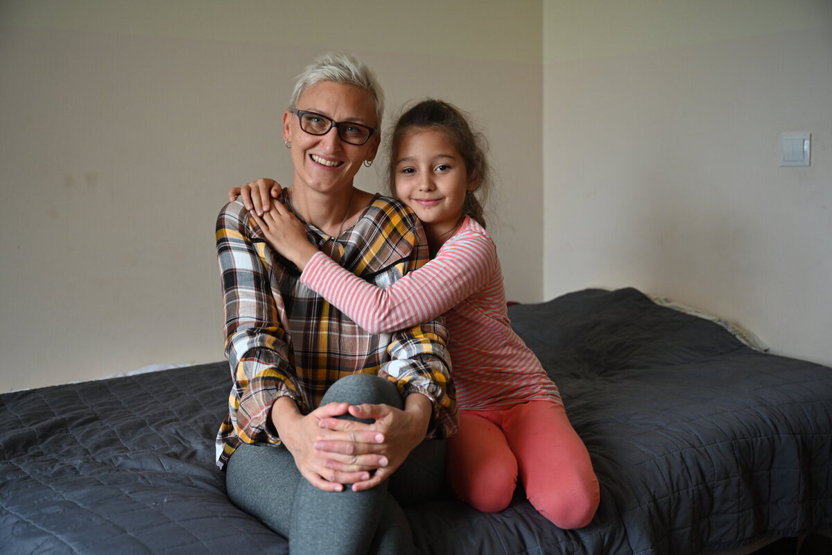 Olesia is raising her daughter on her own Olesia is raising her daughter on her own