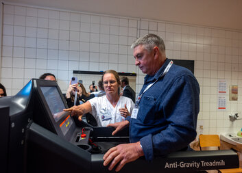 Doctors from Ukraine's frontline Dnipro region are adopting Czech rehabilitation practices