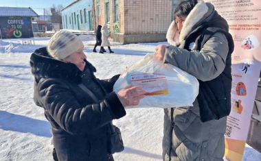 3,000 people near the front line received winter kits and solid fuel to survive the frosts 3,000 people near the front line received winter kits and solid fuel to survive the frosts
